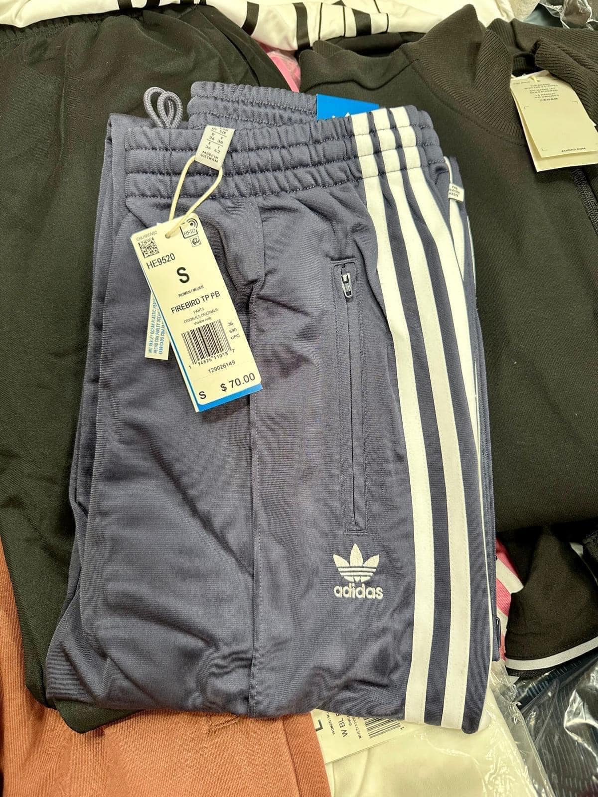 Buy Sport Clothes Real Activewear Wholesale Pallets - Image 10