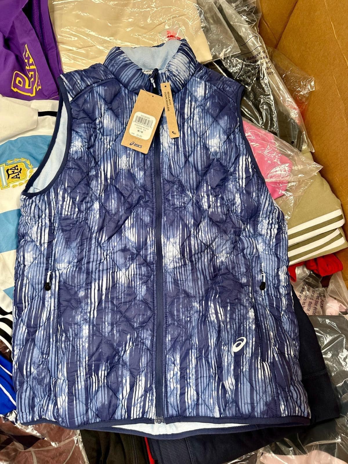 Buy Sport Clothes Real Activewear Wholesale Pallets - Image 11